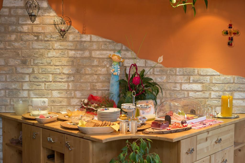 Hoelzl Bed & Breakfast Neukirchen am Großvenediger Εξωτερικό φωτογραφία