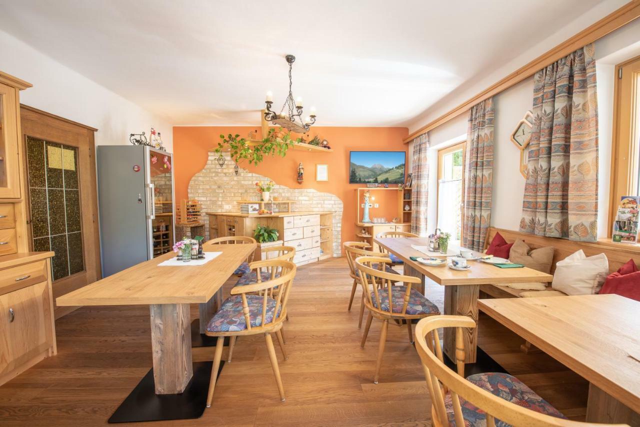Hoelzl Bed & Breakfast Neukirchen am Großvenediger Εξωτερικό φωτογραφία