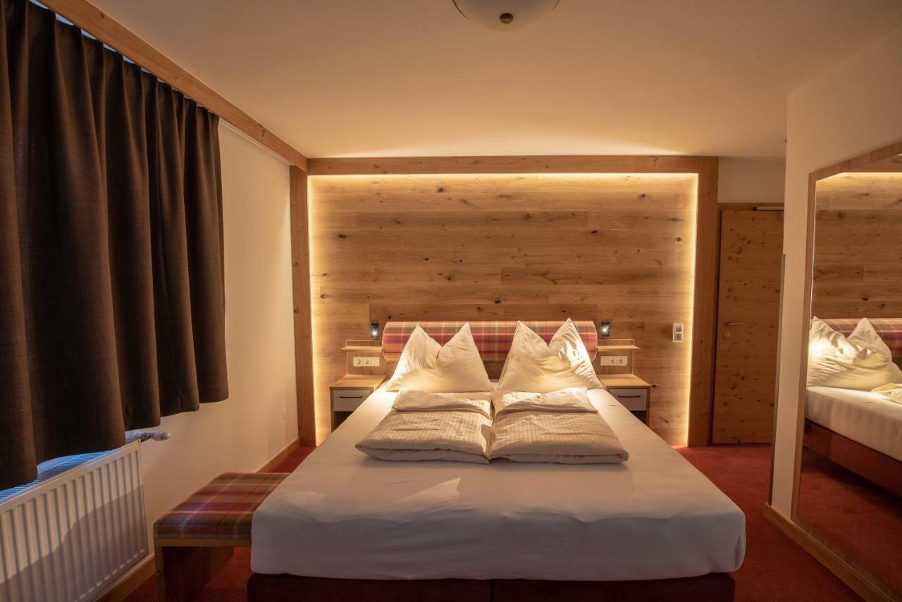 Hoelzl Bed & Breakfast Neukirchen am Großvenediger Εξωτερικό φωτογραφία